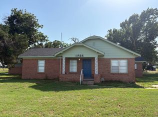 11984 Center Dr, Vernon, TX 76384