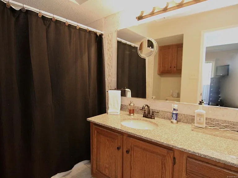 9113 S Urbana Ave #8-C — Photo 22