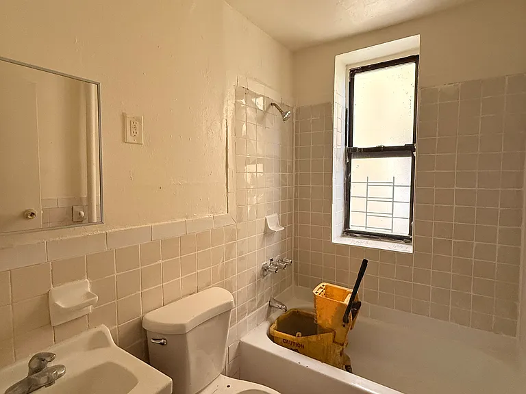 4627 Park Ave #2 — Photo 7