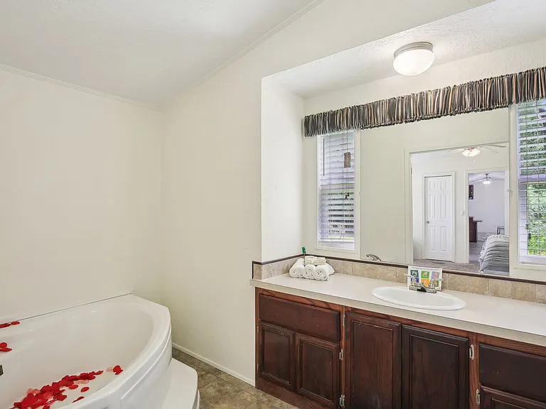 Valley Ridge — Photo 25