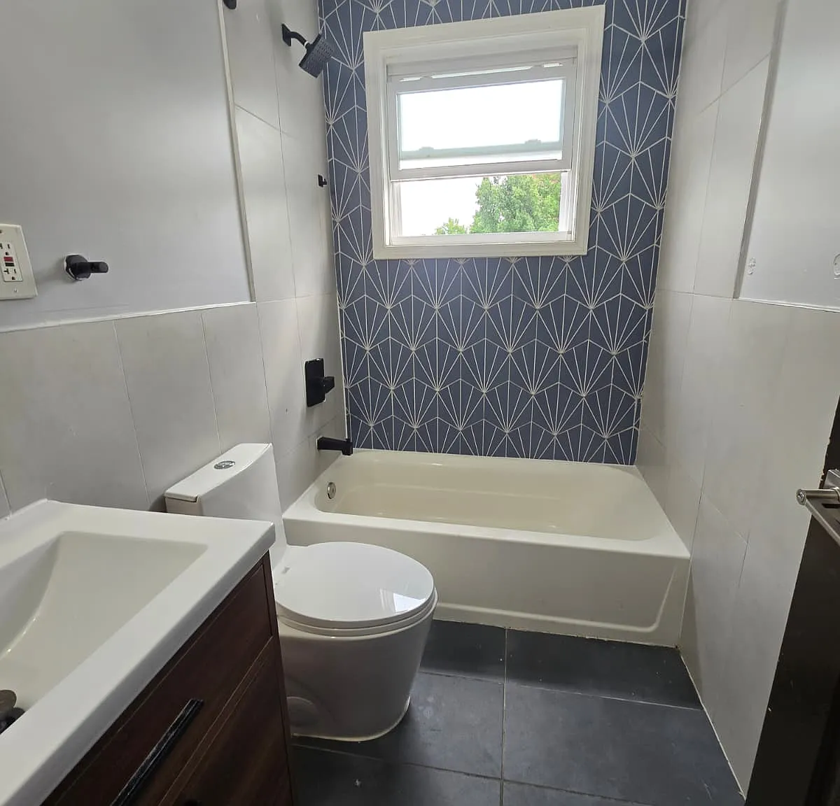 2 bed, $1,900 — Photo 3
