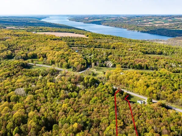 4060 Long Hill Rd #5, Moravia, NY 13118