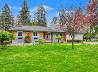 2088 Crestline Cir, Burton, MI 48509