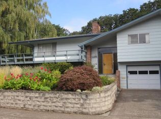 1295 E 29th Pl, Eugene, OR 97403