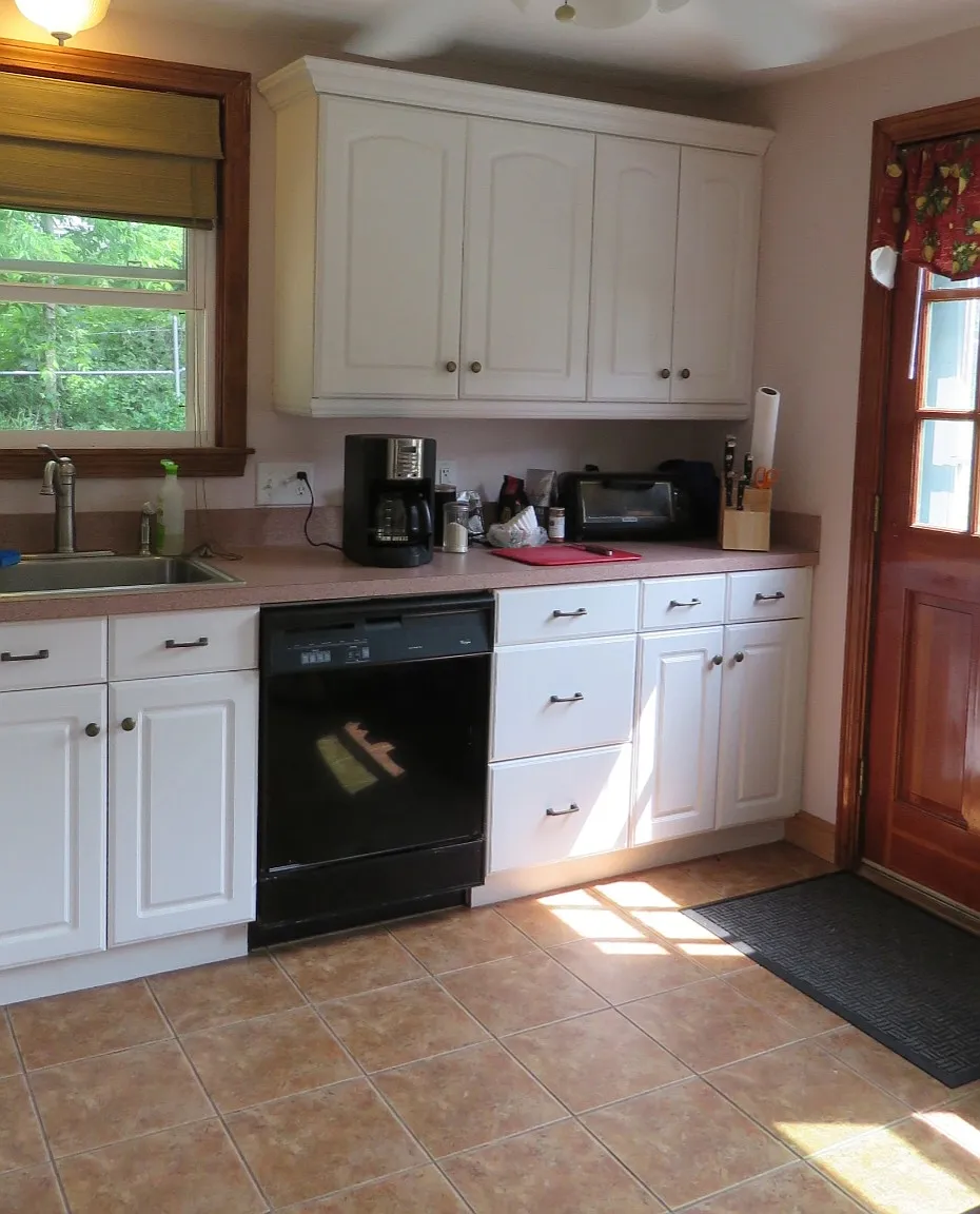 3 bed, 1482 sqft, $3,200 — Photo 2