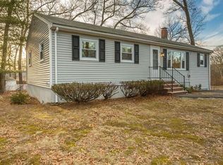 4 Martindale Rd, Randolph, MA 02368