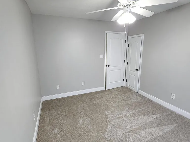 803 Landing Dr — Photo 17