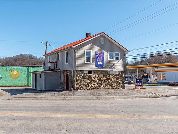 4th image of 1794 S Main St
