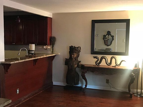 5th image of 7924 Woodman Ave Unit 38