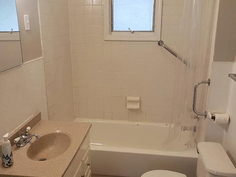 98 Hoerner Ave #3 — Photo 4