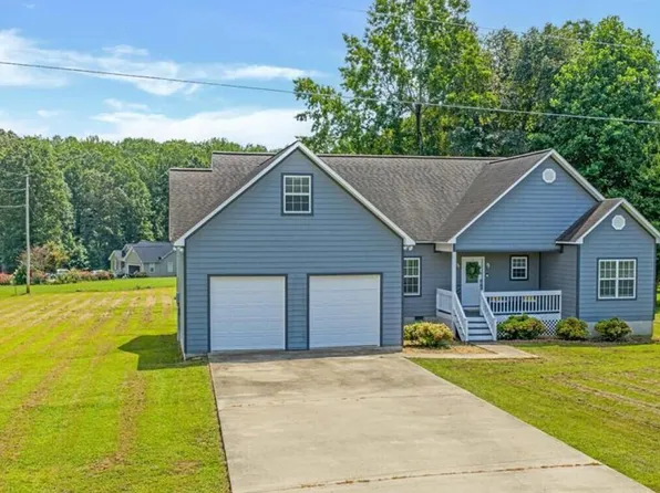 15 Cross St, Sylvania, AL 35988