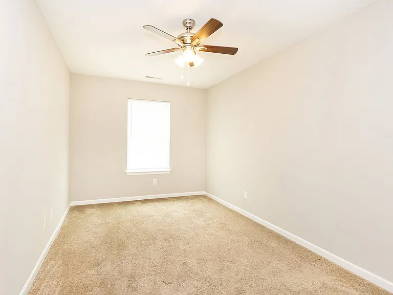 2106 Duncan Ave #102 — Photo 15