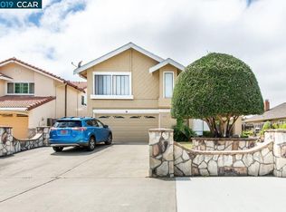 33145 Falcon Dr, Fremont, CA 94555
