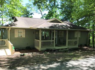 870 Wikle Rd, Hayesville, NC 28904