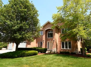 8003 Stanley Trl N, Frankfort, IL 60423