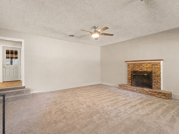 3rd image of 2603 Sherwood St