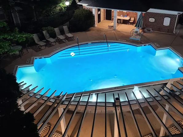 12953 Centre Park Cir APT 317, Herndon, VA 20171