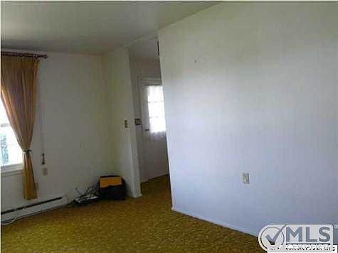 5th image of 1045A Fife Ct
