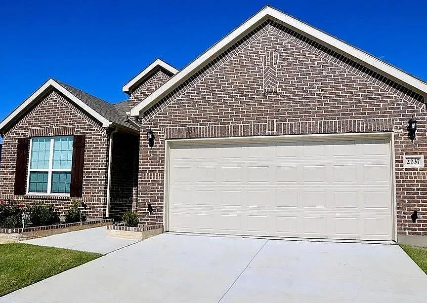 2237 Candler Club Way