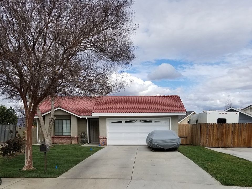 1st image of 560 Stockholm Ct