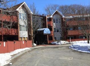 100 Rosemary Way APT 101, Needham, MA 02494