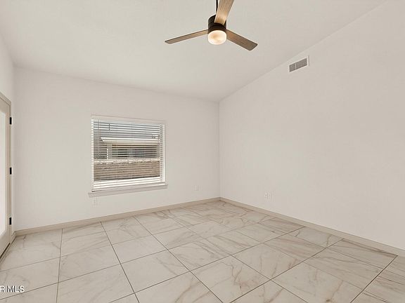 4th image of 968 Gulf Streams Ave