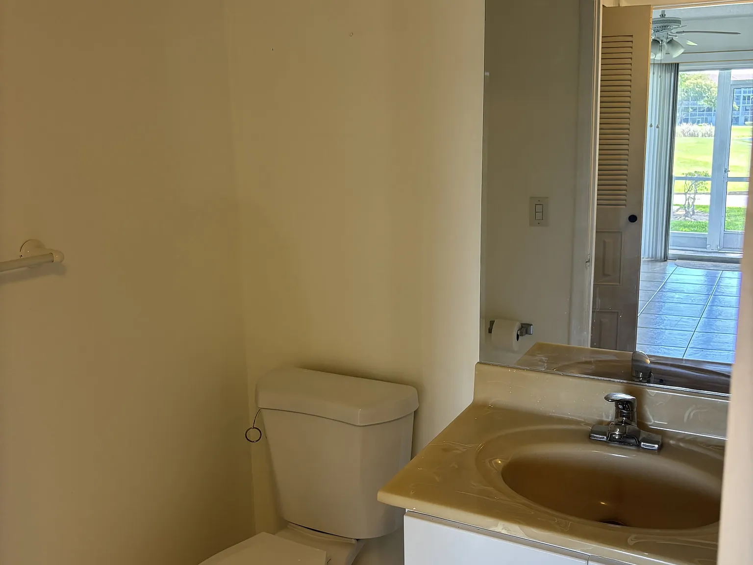 2 bed, 1.5 bath, 953 sqft, $1,850 — Photo 3