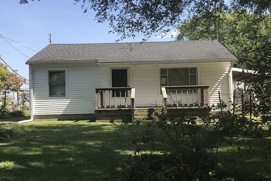 609 Ardmoor Dr photo 1