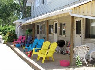 3147 Lake Front Dr, Erie, PA