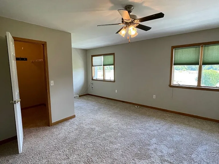288 Summerhaven Dr S — Photo 17