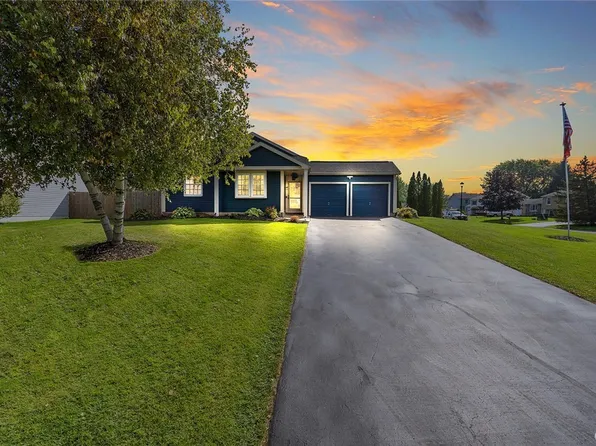 6144 Palisades Dr, Cicero, NY 13039