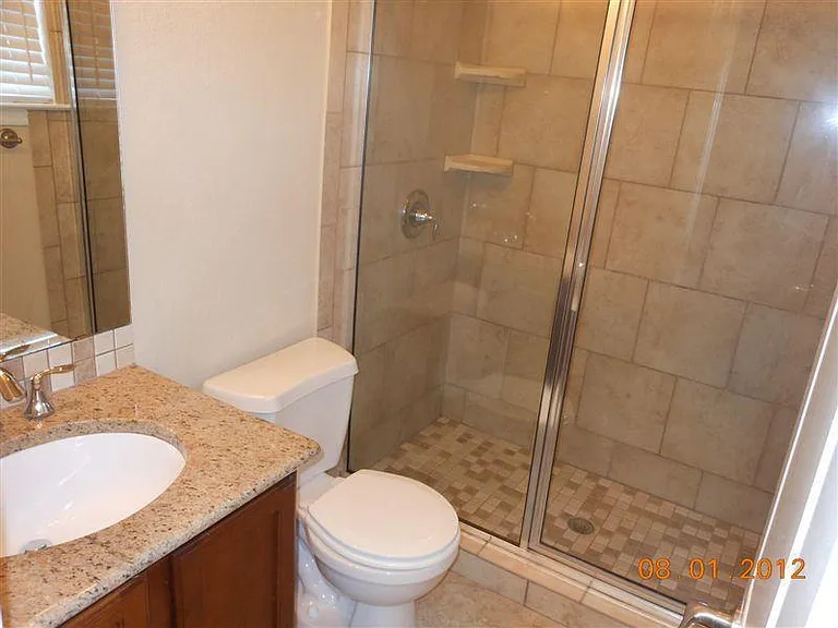 5404 Helen St — Photo 7