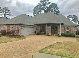 140 Willow Crest Cir, Brandon, MS 39047