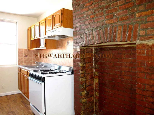 Rented by Stewart Harrison LLC | media 13