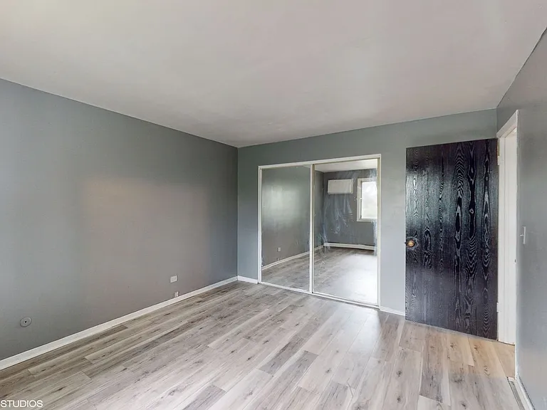 8111 Waterbury Ct — Photo 47