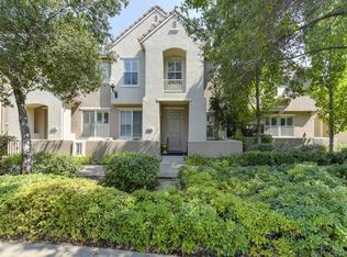 304 Esplanade Cir UNIT 304, Folsom, CA