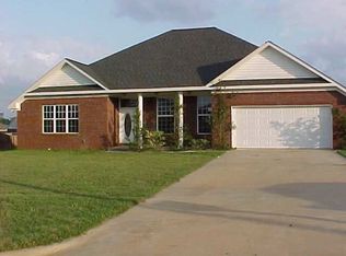 427 Hannah Rd, Level Plains, AL 36322