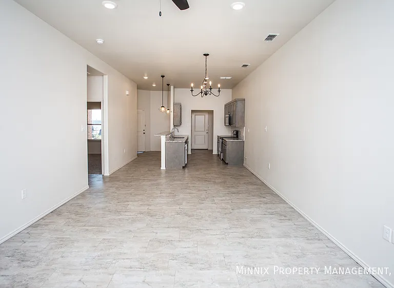 1106 N 7th St — Photo 22