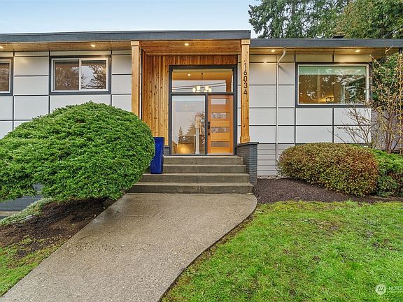 2nd image of 16034 Lake Hills Boulevard