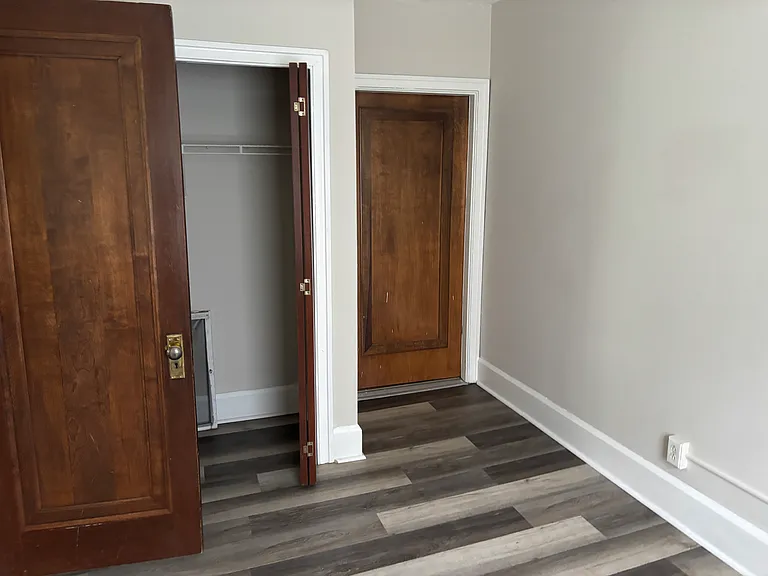 336 Batavia St #210 — Photo 8