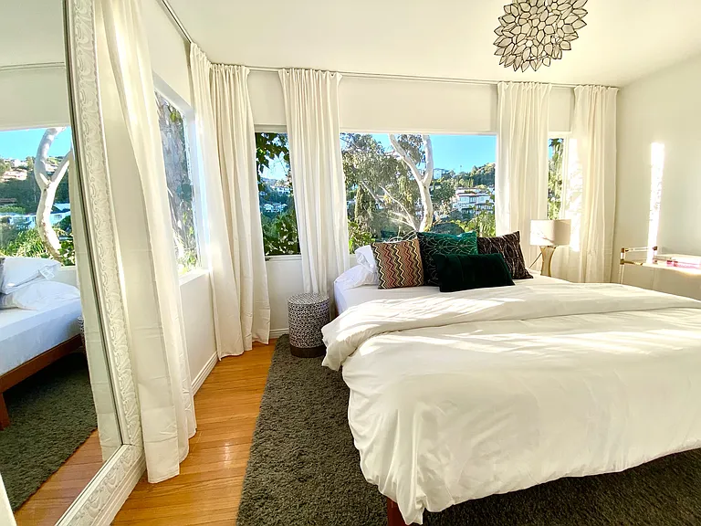 2071 Paramount Dr — Photo 11