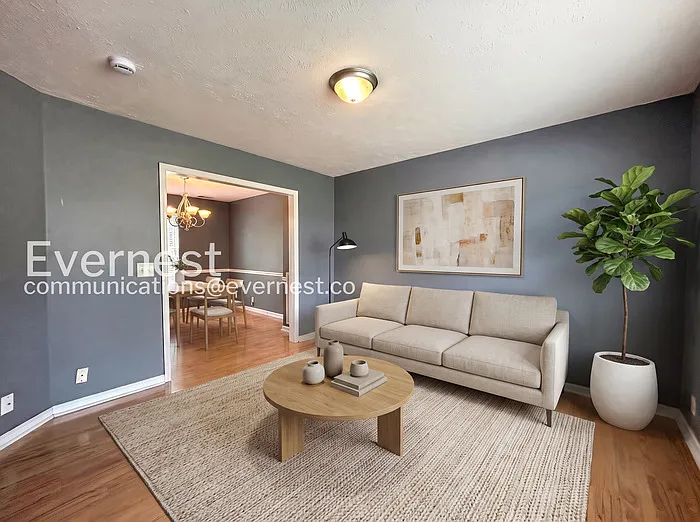3 bed, 2.5 bath, 1350 sqft, $1,695 — Photo 3