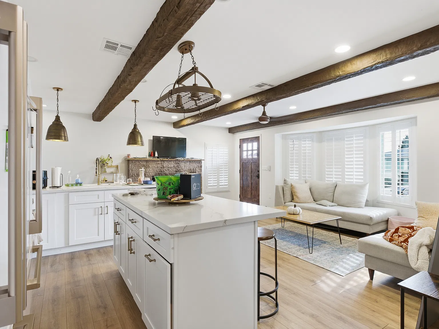 6 bed, 1790 sqft, $8,000 — Photo 4