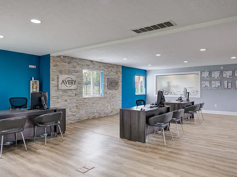 Leasing Center