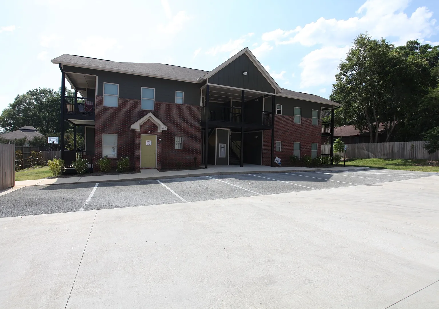 Lux Me North College Apartments! — Photo 1