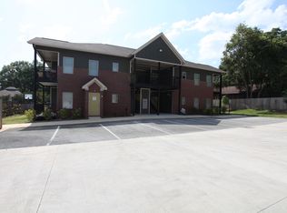 339 N College St APT 4, Auburn, AL 36830