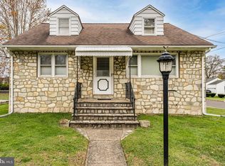 255 Lakeside Blvd, Hamilton, NJ 08610