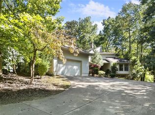 2790 Meadow Dr, Marietta, GA 30062