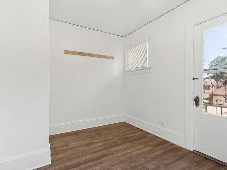 513 N 50th St #515 — Photo 10