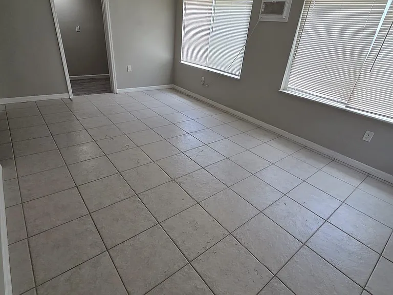 3818 Everglades Rd — Photo 8